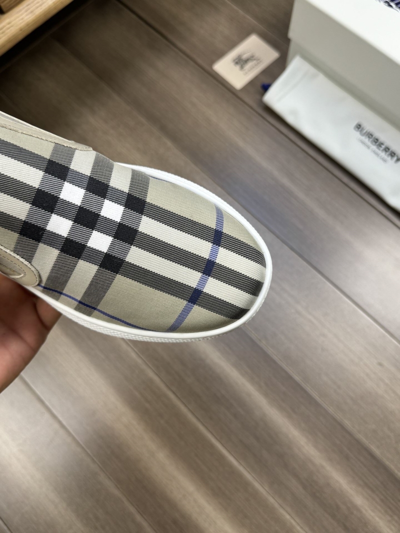 Burberry Sneakers